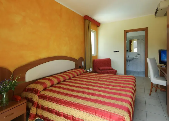 Piccolo 3* Diano Marina