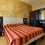 Piccolo Hotel Diano Marina