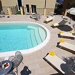 Piccolo Hotel 3*